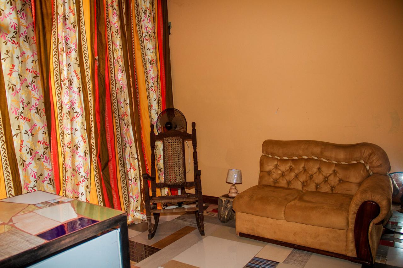 Quinta Mi Tata B&B Sardinal Bagian luar foto