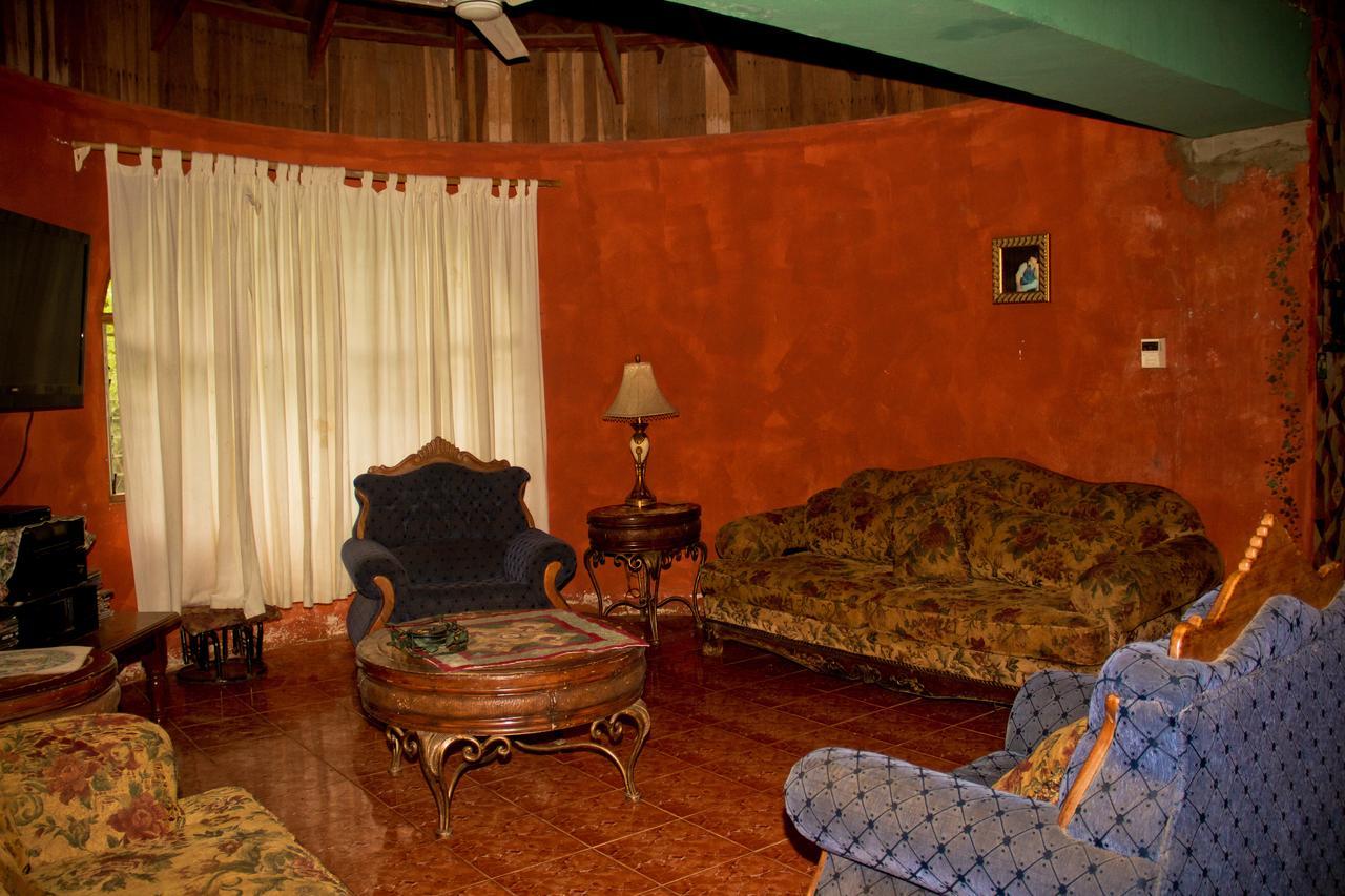Quinta Mi Tata B&B Sardinal Bagian luar foto